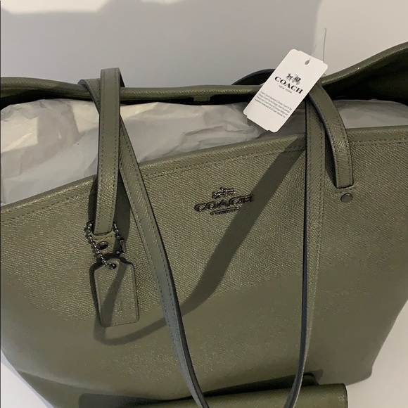 Coach Crossgrain Tote DK/Surplus - Picture 3 of 16